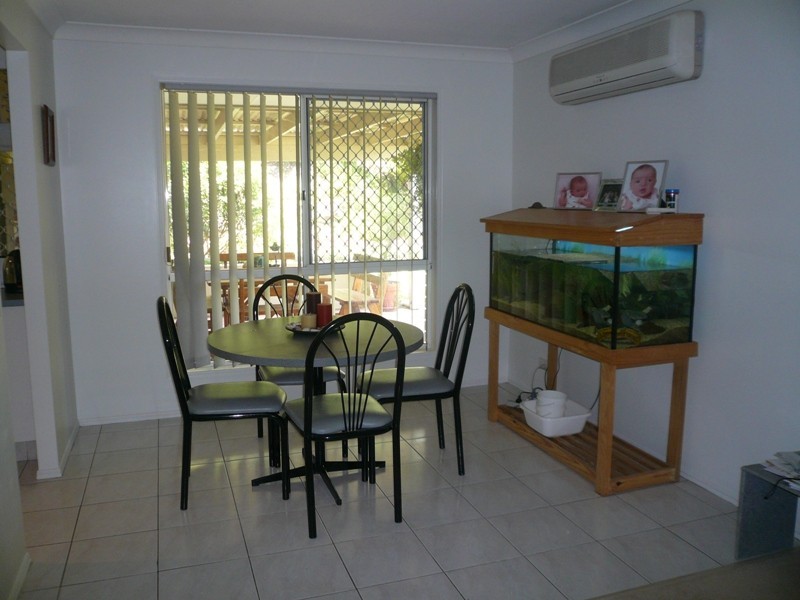 35 Fairview Crt, Parkwood QLD 4214