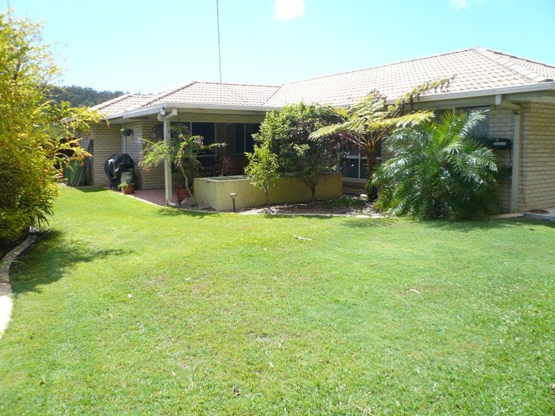 35 Fairview Crt, Parkwood QLD 4214