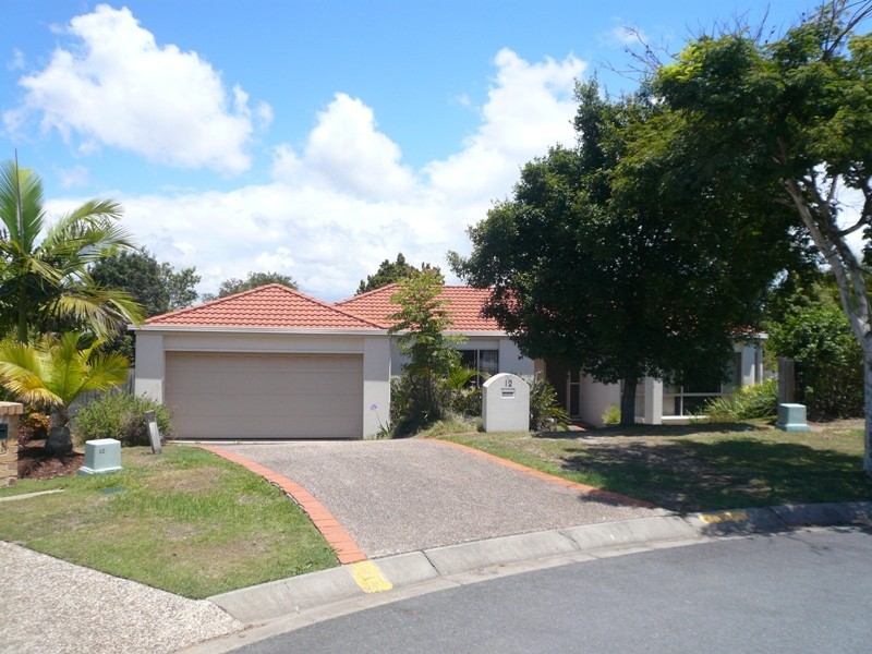 12 Oak Hill Cr, Parkwood QLD 4214
