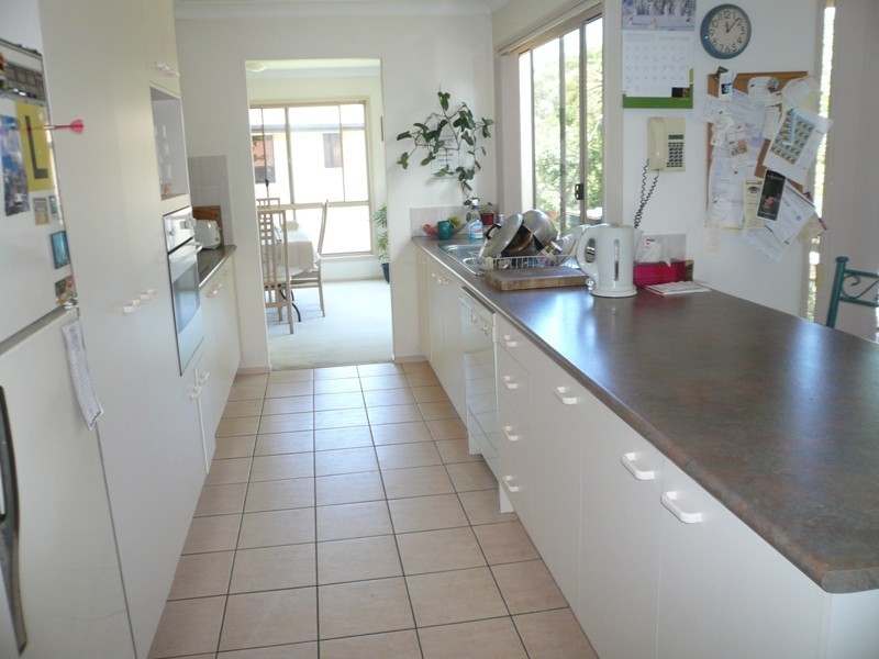 12 Oak Hill Cr, Parkwood QLD 4214