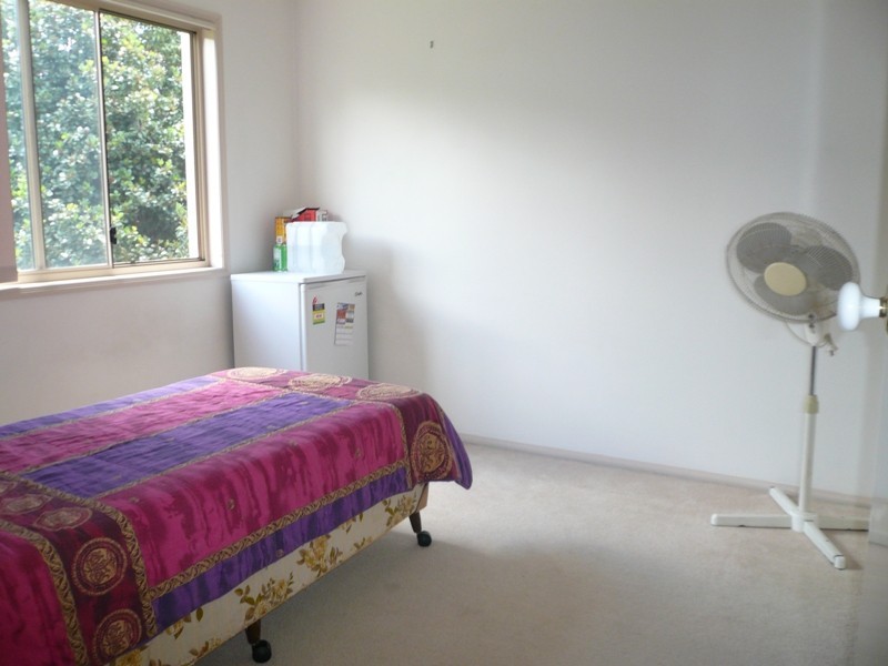 12 Oak Hill Cr, Parkwood QLD 4214