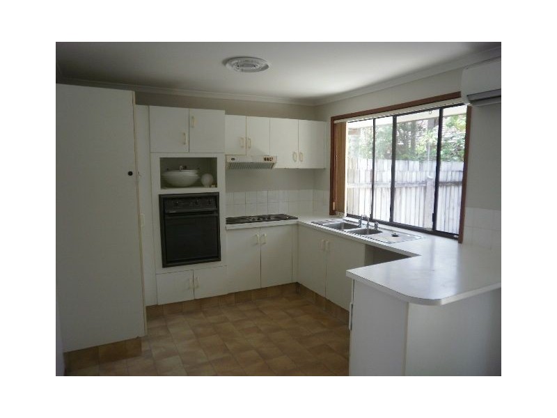 2/46 Galloway Drive, Ashmore QLD 4214