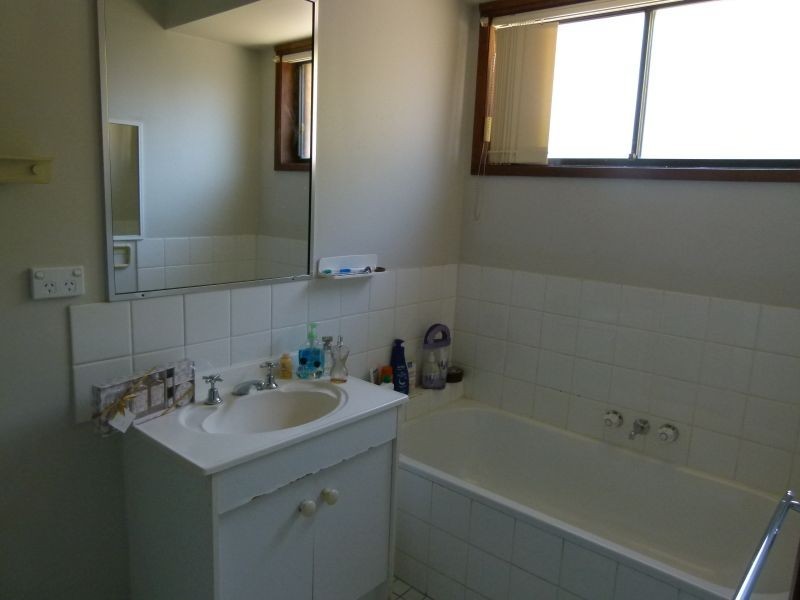 2/46 Galloway Drive, Ashmore QLD 4214