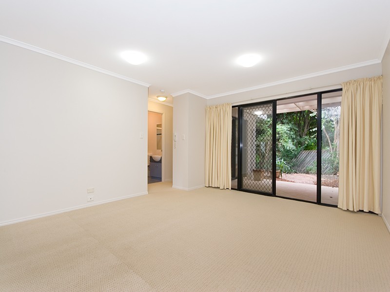 1/30 Vincent Street, Indooroopilly QLD 4068