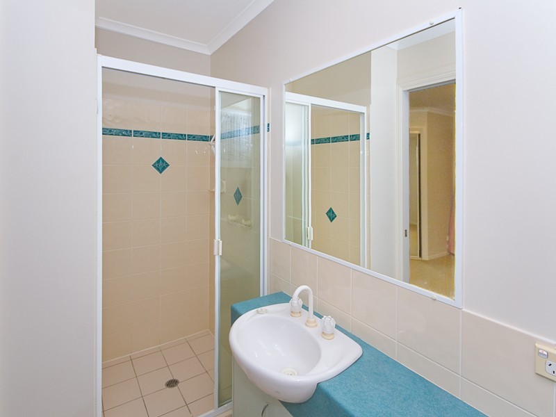 1/30 Vincent Street, Indooroopilly QLD 4068