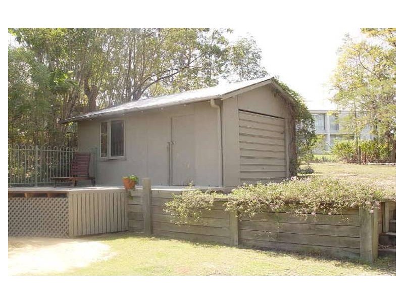 6 Camden Court, Arana Hills QLD 4054