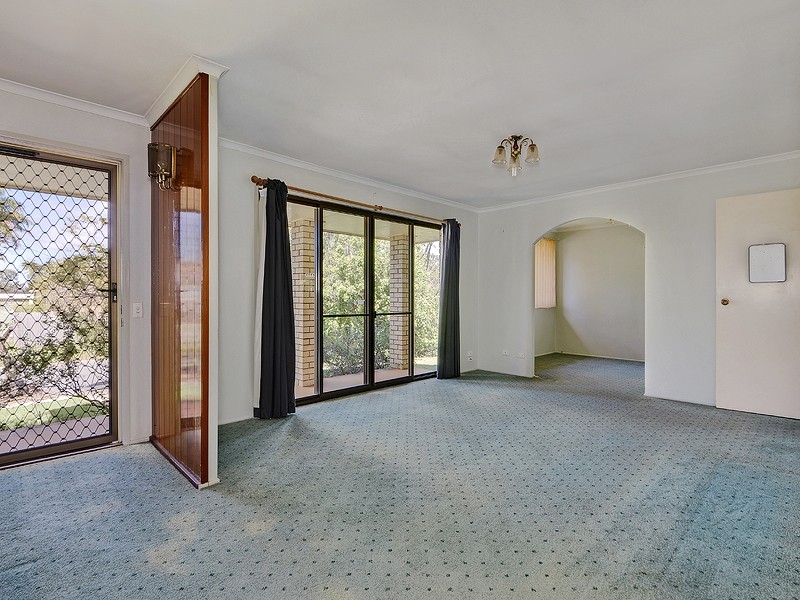 3 Fraser Place, Morayfield QLD 4506