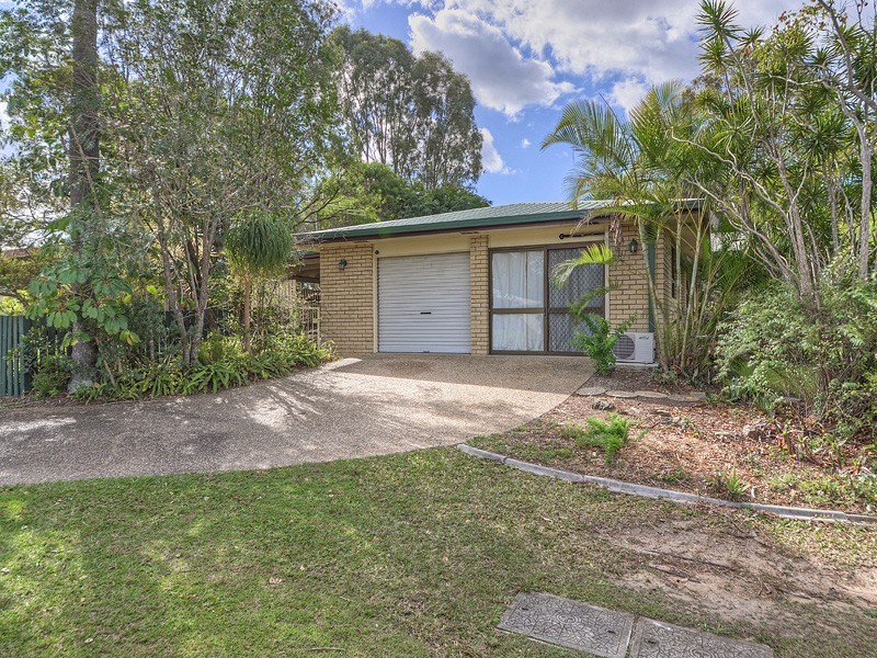 3 Fraser Place, Morayfield QLD 4506