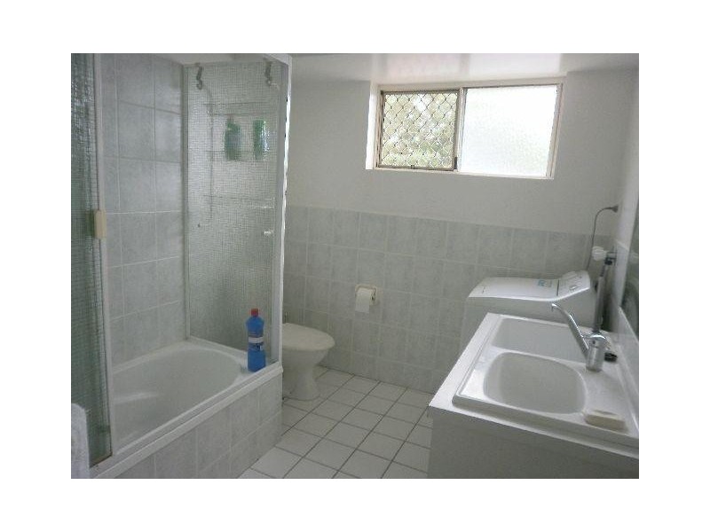 3/15 McLay, Coorparoo QLD 4151