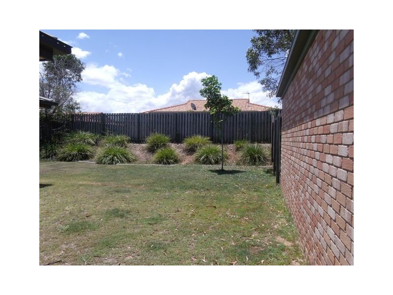 11 Meadowbank Drive, Upper Coomera QLD 4209