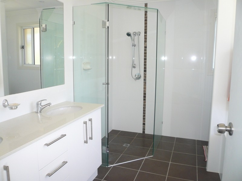 7a Vespa Cr, Surfers Paradise QLD 4217