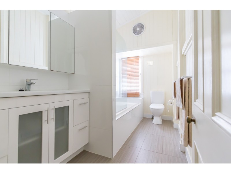 15 Normanby Terrace, Kelvin Grove QLD 4059