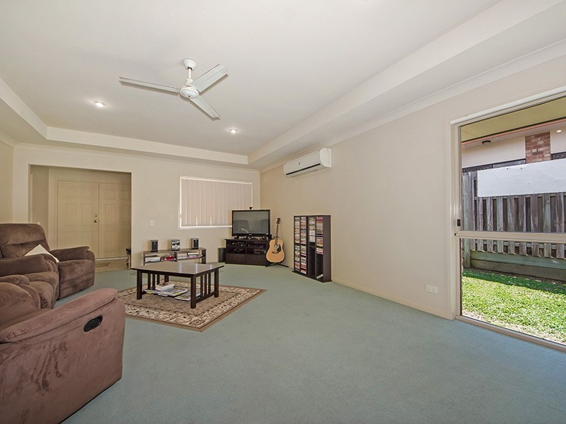 24 Meadowbank Drive, Upper Coomera QLD 4209