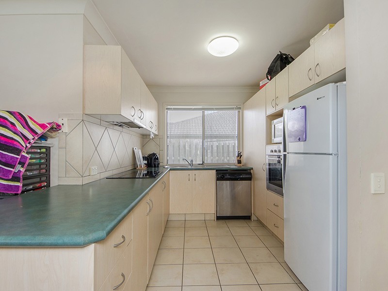 24 Meadowbank Drive, Upper Coomera QLD 4209