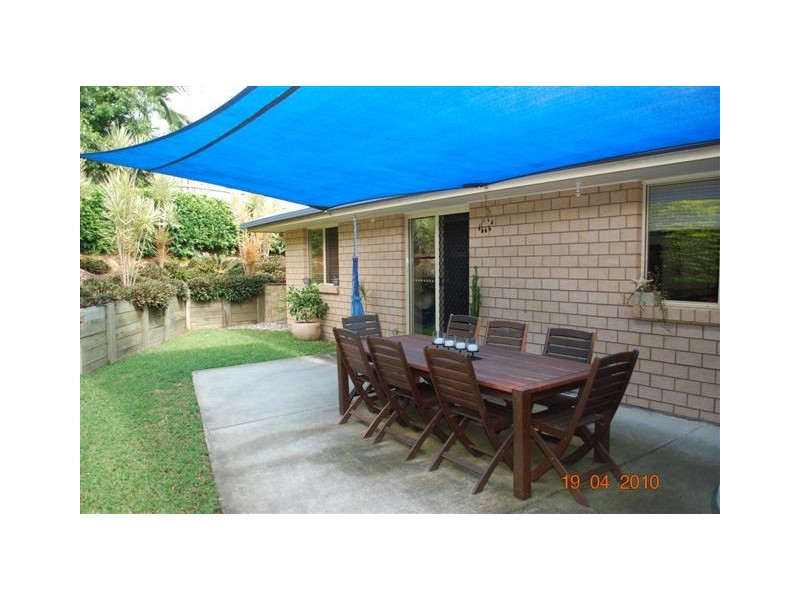 10 Valmadre Crt, Petrie QLD 4502