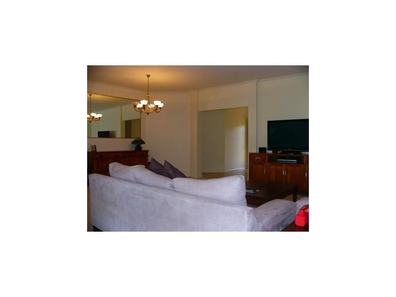 24 Glenwood Place, Moggill QLD 4070