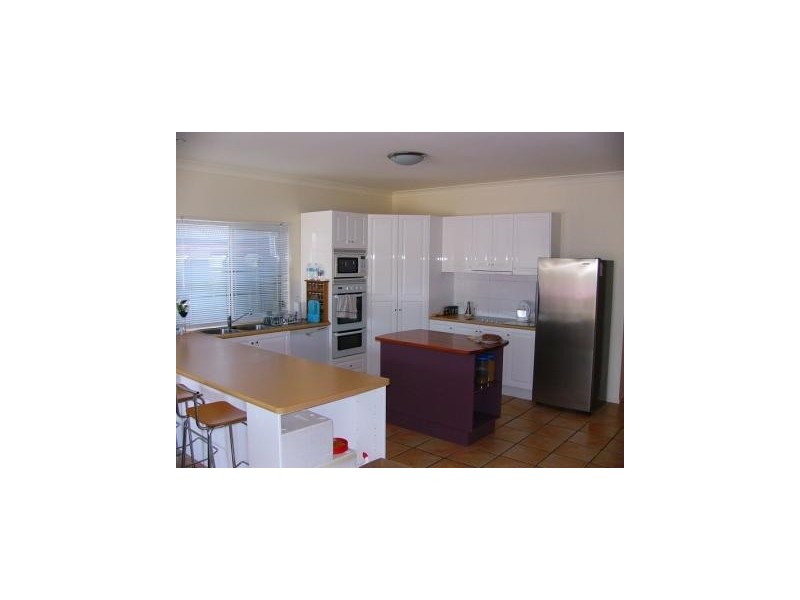 24 Glenwood Place, Moggill QLD 4070