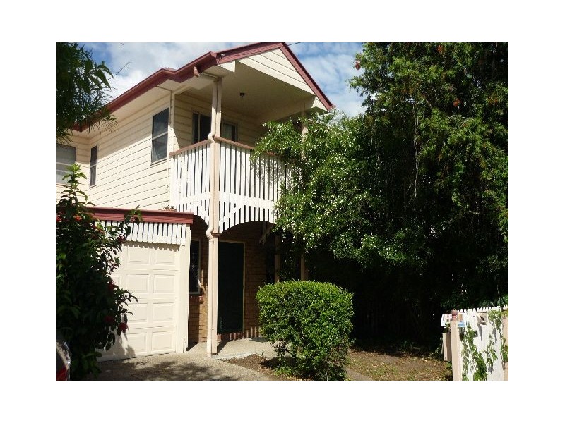 2/5 Scanlan Street, East Brisbane QLD 4169