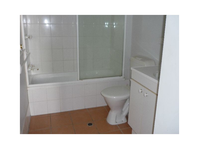 2/5 Scanlan Street, East Brisbane QLD 4169