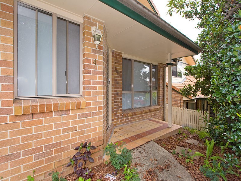 4/22 Thurlow Street, Newmarket QLD 4051