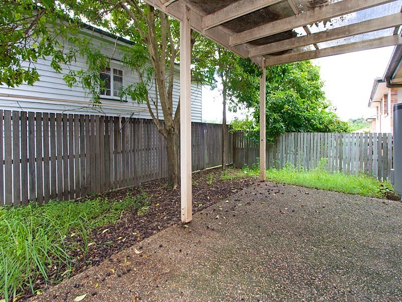 4/22 Thurlow Street, Newmarket QLD 4051