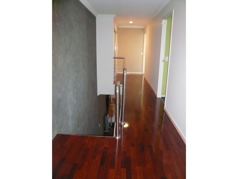 1/131 Falconer St, Southport QLD 4215