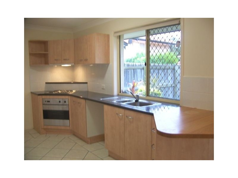 10/2 Russell Street, Everton Park QLD 4053