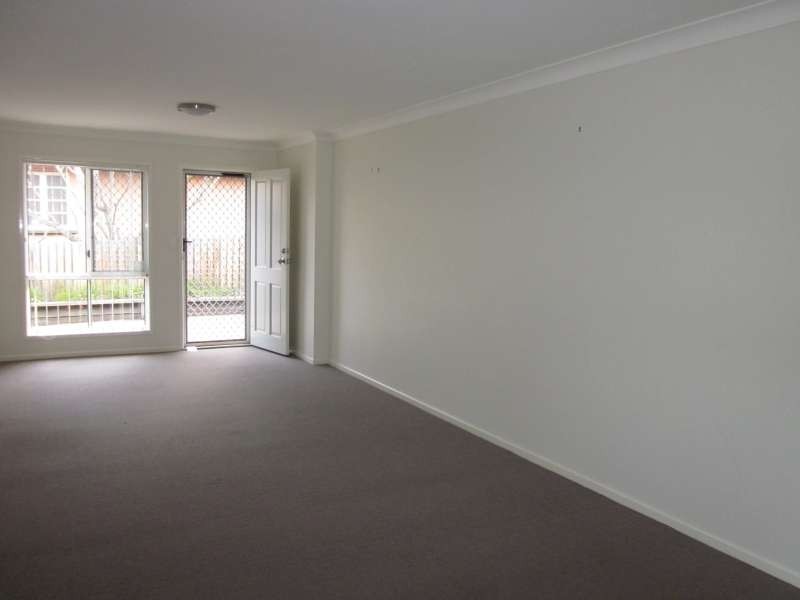 1/10 Foster Street, Newmarket QLD 4051