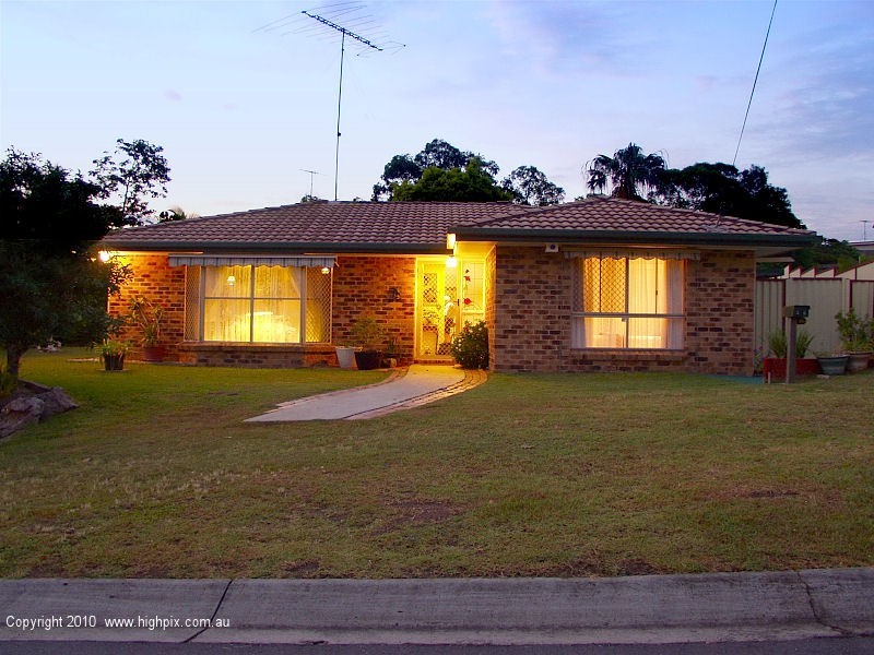 35 Schonwerder Drive, Windaroo QLD 4207