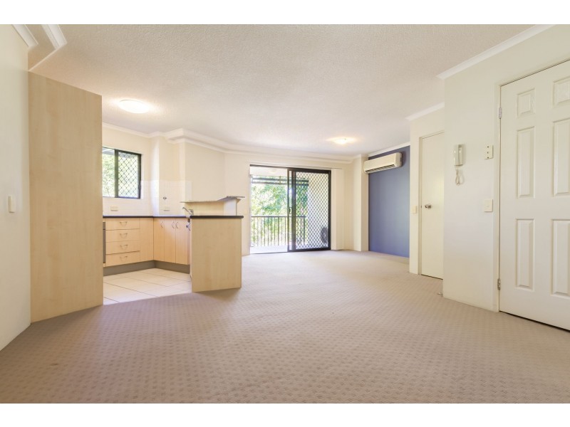 7/27 York Street, Nundah QLD 4012