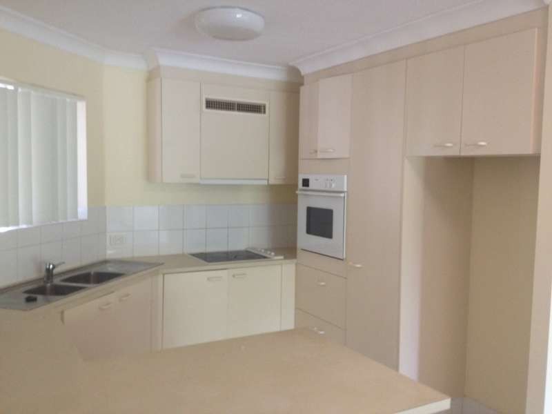 19 Heath Street, Southport QLD 4215