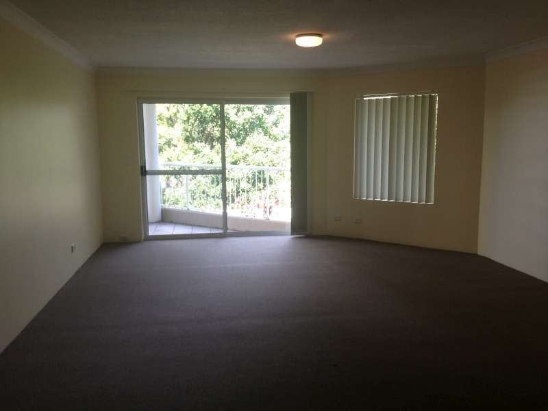 19 Heath Street, Southport QLD 4215