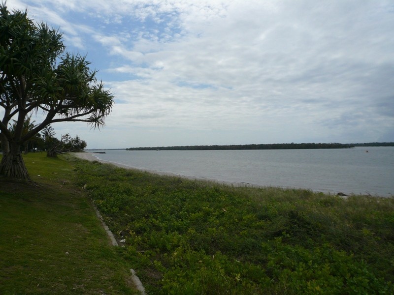 9 Daru Ave, Runaway Bay QLD 4216