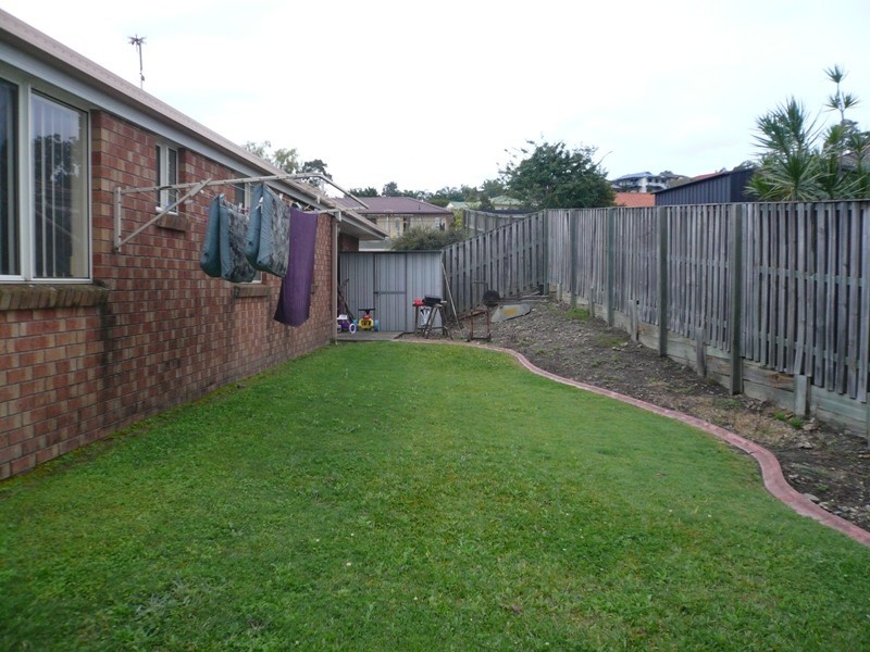 4 Laysan Cr, Oxenford QLD 4210