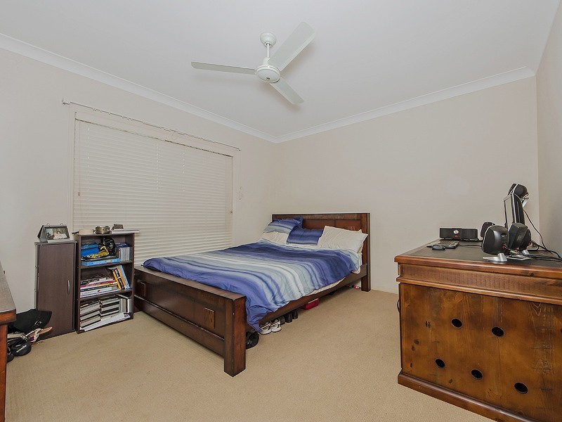 2/2 Pilar Court, Molendinar QLD 4214