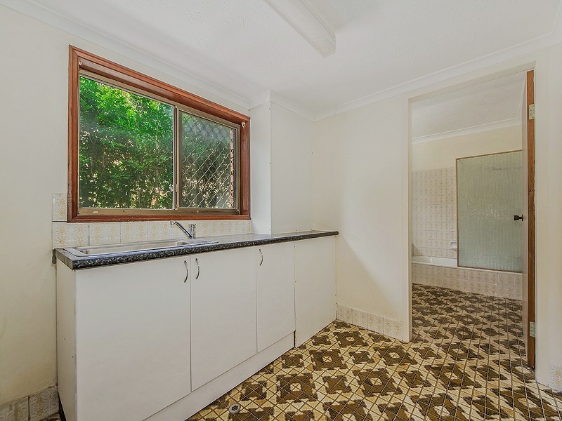 1/268 Marine Parade, Labrador QLD 4215