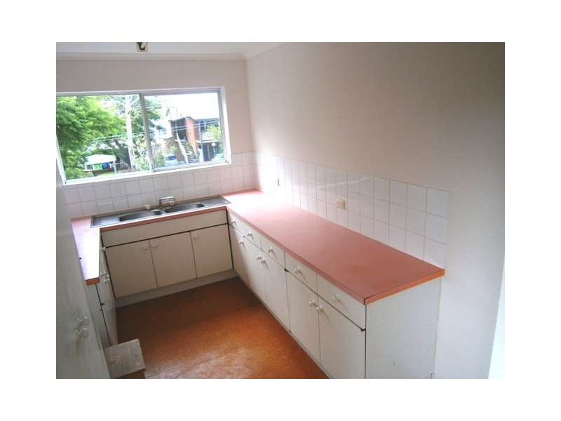 1/32 Woodhill Avenue (1/29 Beet), Coorparoo QLD 4151