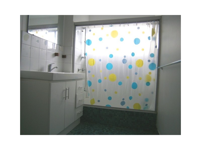 1/32 Woodhill Avenue (1/29 Beet), Coorparoo QLD 4151