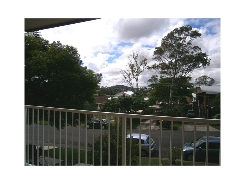 1/32 Woodhill Avenue (1/29 Beet), Coorparoo QLD 4151