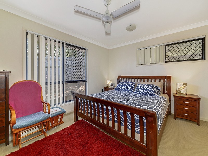 1-2/6 Crestwood Court, Kurwongbah QLD 4503