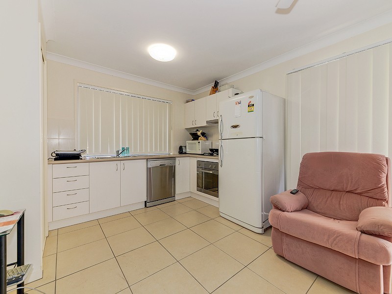 1-2/6 Crestwood Court, Kurwongbah QLD 4503