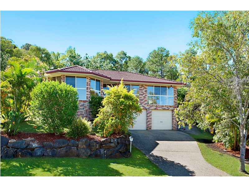 11 White Cap Close, Pacific Pines QLD 4211