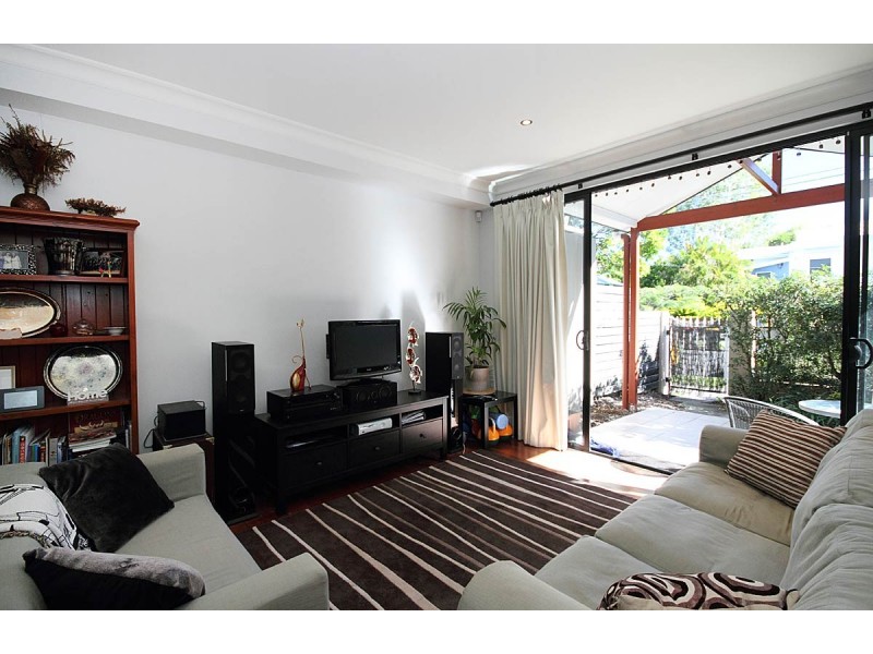 11/16 Park Street, Hawthorne QLD 4171