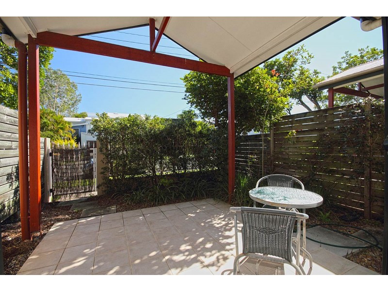 11/16 Park Street, Hawthorne QLD 4171