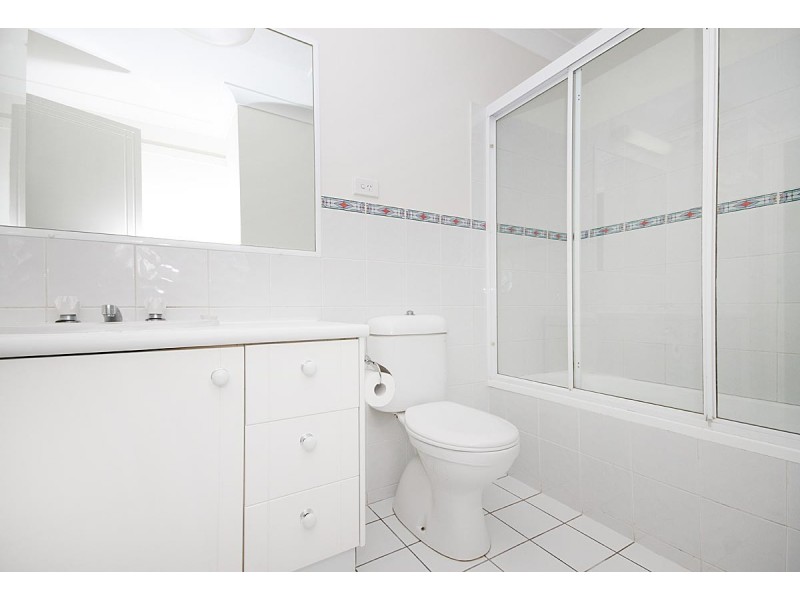 11/20 Underhill Avenue, Indooroopilly QLD 4068