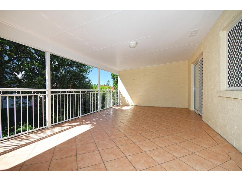 11/20 Underhill Avenue, Indooroopilly QLD 4068