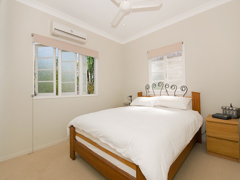 13 Vale Street, Wavell Heights QLD 4012