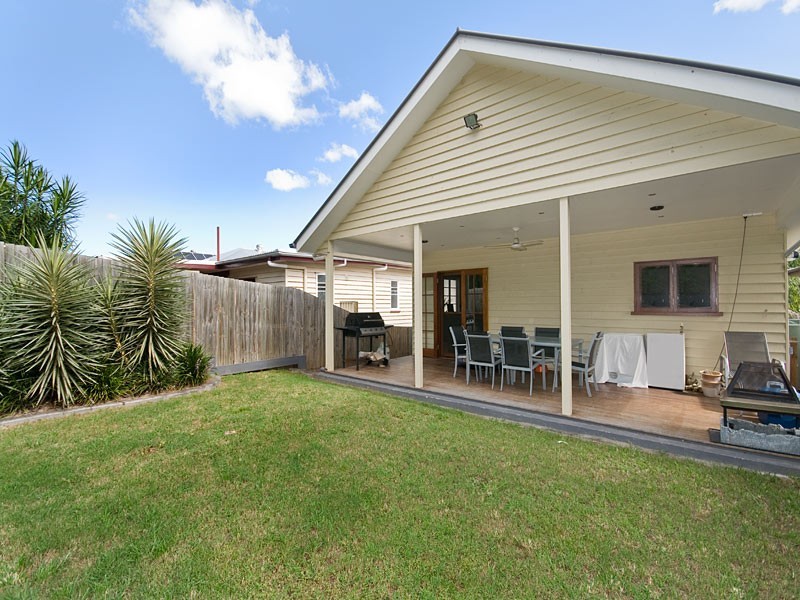 13 Vale Street, Wavell Heights QLD 4012
