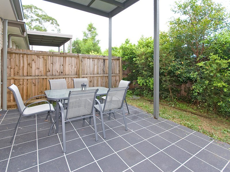 98 Joseph Avenue, Moggill QLD 4070