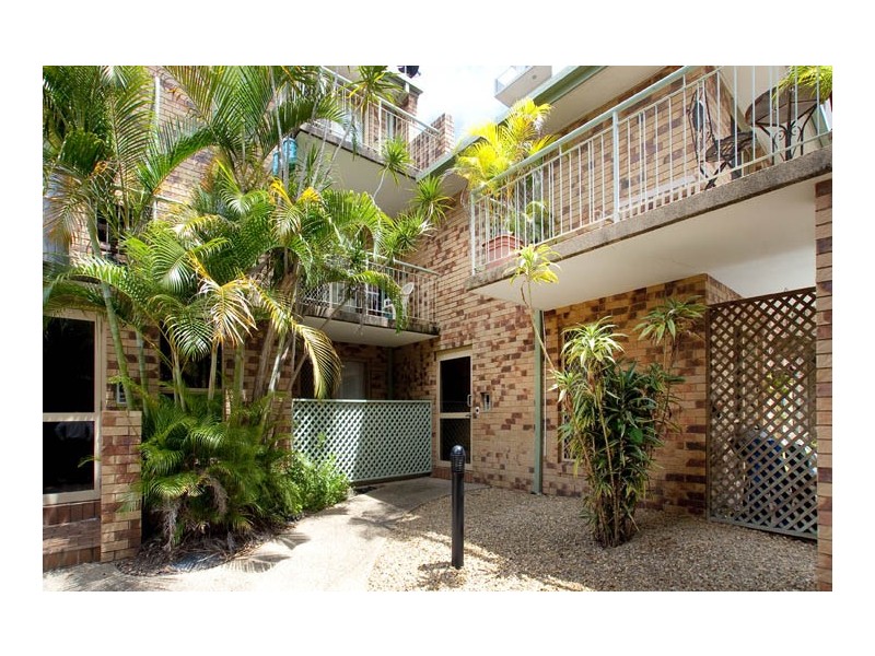 18/45 Marine Parade, Redcliffe QLD 4020